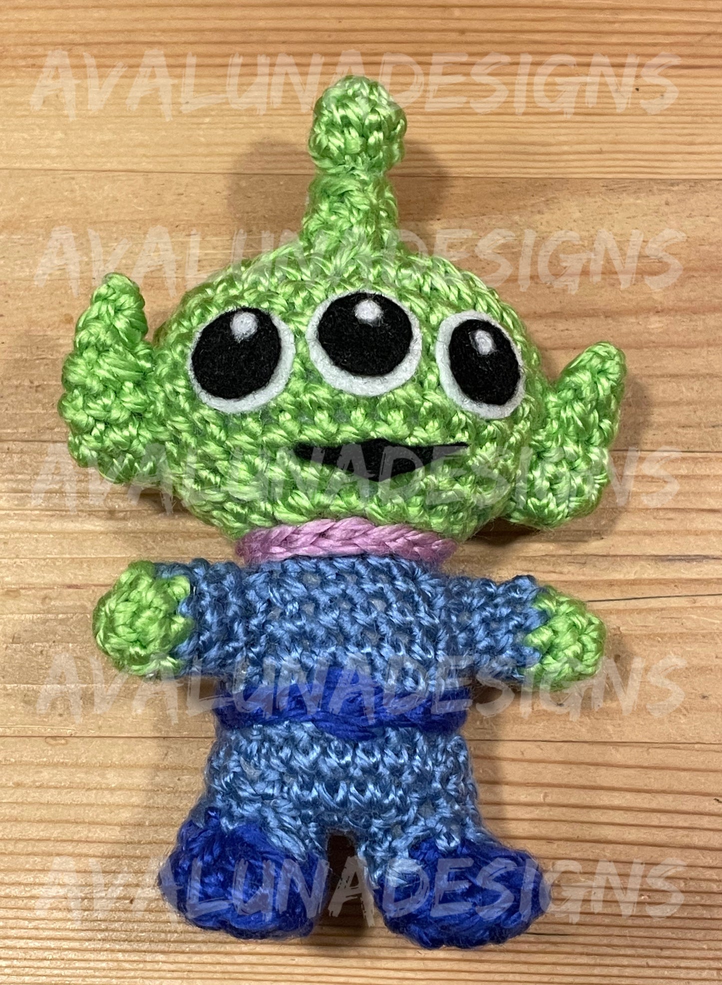 Green Alien keychain